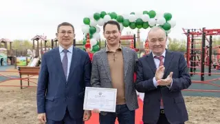 Детям из пяти сёл Атырауской области КТК-К подарил новые площадки