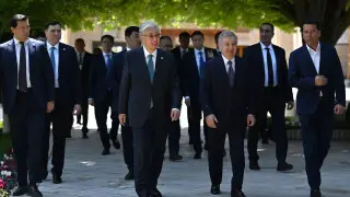 Токаев и Мирзиёев посетили мавзолей Бахауддина Накшбанди в Бухаре