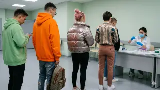 Казахстанских звезд предложили проверить на наркотики