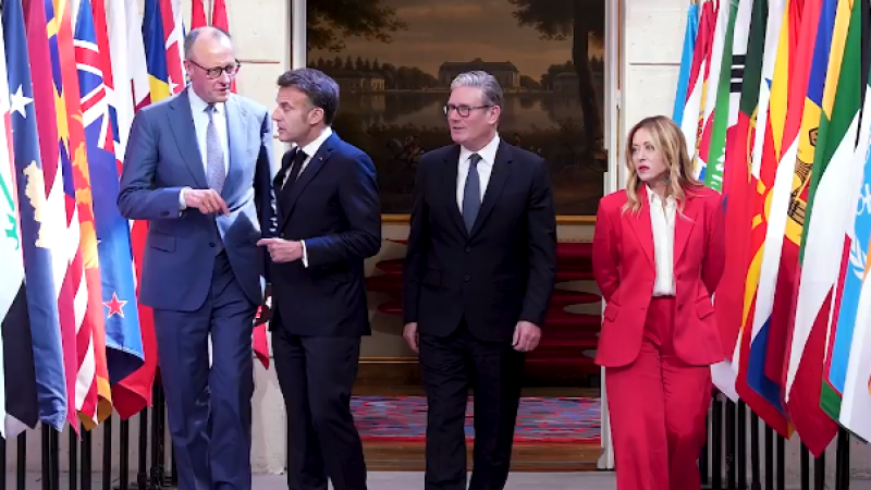 Кадр из видео / x.com/EmmanuelMacron