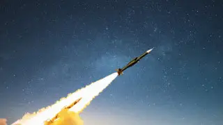 Северная Корея вновь запустила ракеты в сторону Японии