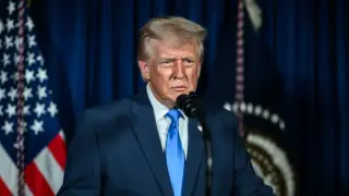 Блокада иранских портов не будет снята до заключения соглашения - Трамп