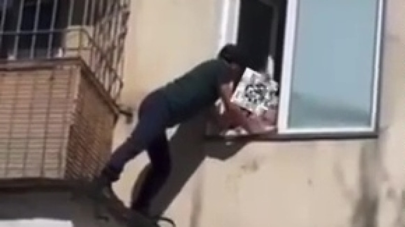 Кадр из видео