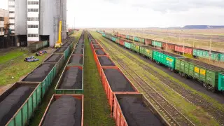 Казахстан начал первые поставки угольного концентрата в Китай