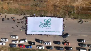 120 тысяч человек и 10 тысяч деревьев: как прошла экоакция “Таза Қазақстан“ в Астане