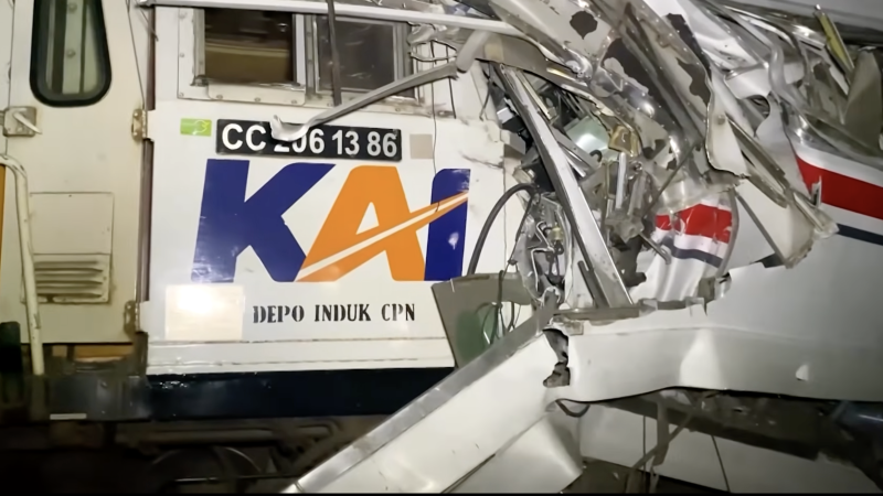 Кадры из видео