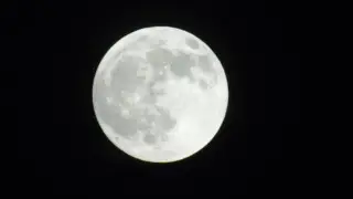 Казахстанцы смогут увидеть два полнолуния в мае