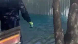 “Окрашивание“ воды в фонтане возмутило алматинцев - акимат объяснил, что происходит