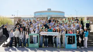 В Астане прошла экоакция по очистке водоемов и набережных