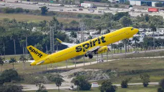 Один из первых в мире лоукостеров Spirit Airlines прекращает деятельность