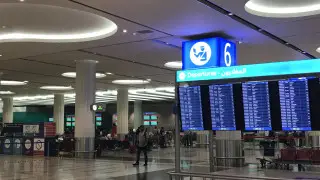 В ОАЭ объявили о полном открытии воздушного пространства