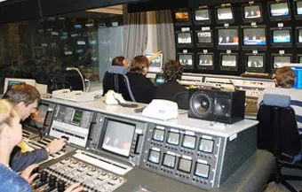 Государственные телеканалы Франции отказались от рекламы 