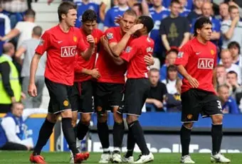 "Манчестер Юнайтед" в девятый раз оставил свои ворота на замке