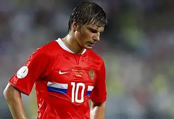 "Арсенал" больше не собирается торговаться с "Зенитом" за Аршавина 