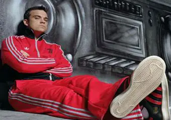 Робби Уильямс получил 8 миллионов за отслеживание НЛО