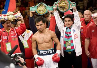 Лучший боксер мира отказался от титула чемпиона