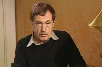 Писатель Василий Аксенов находится в реанимации