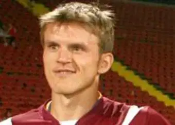 Румынский футболист не стал бить ошибочно назначенный пенальти