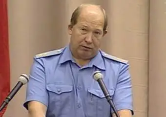 Глава ГИБДД поставил безопасность чиновников превыше пробок