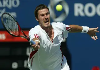 Сафин одержал победунад Хьюиттом в Монте-Карло 