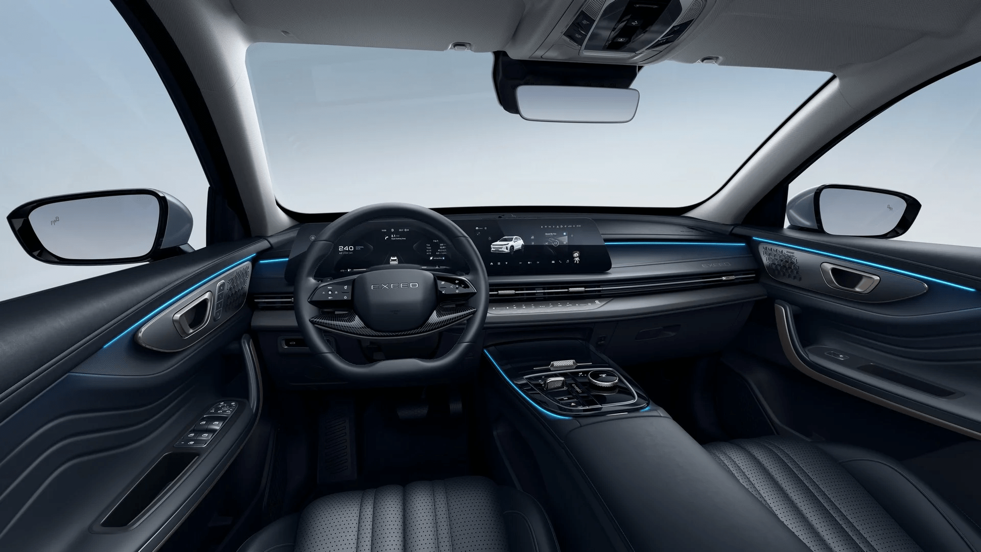 “Интерьер автомобиля Exeed LX: информация о комплектации салона, мультимедиа и другое - слайдер 2”